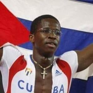 Meet your Posher, Makario